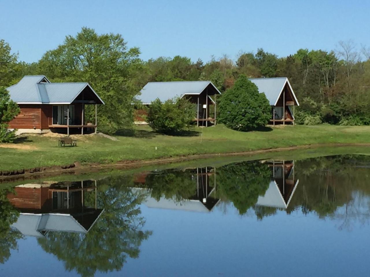 Serenity Springs - Michigan City Hotel Springfield Esterno foto